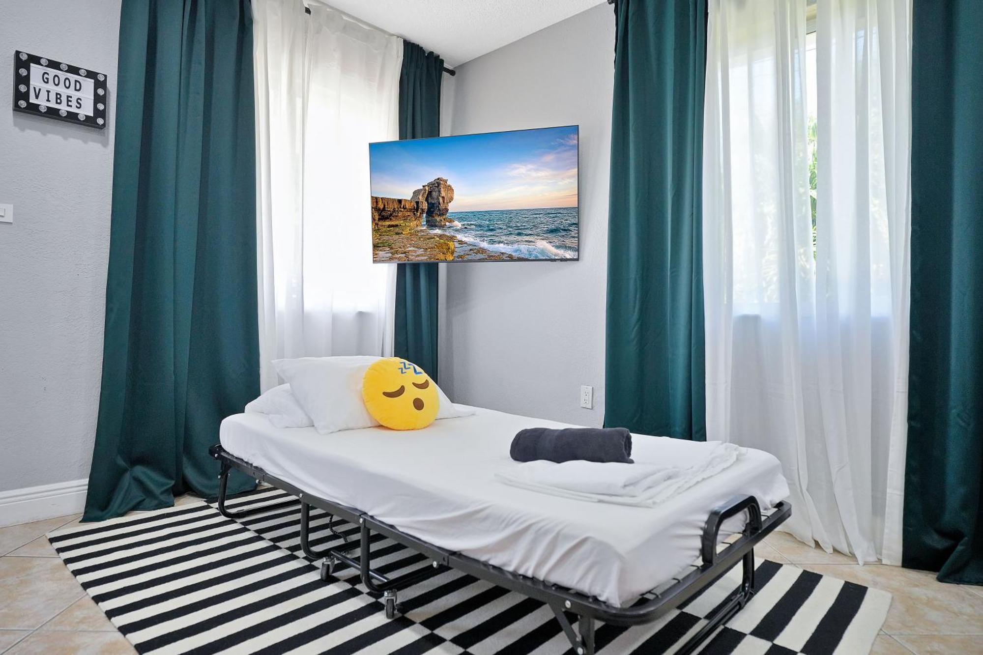 Vacay Spot Happy Escape 15 Min Beach Massage Shower Prime Loc! 6 Blocks Away From Bars, Nite Clubs, Res, Shops Miami Eksteriør billede